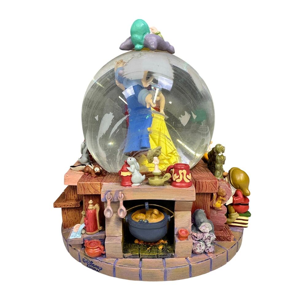 Snow White and the Seven Dwarfs 1998 Musical Snow Globe 'I Whistle a Happy Tune' - Picture 8 of 16